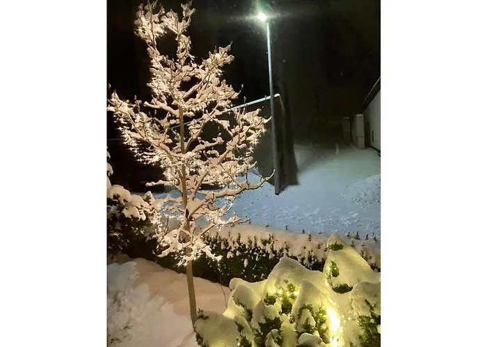 Place To Be Modern Retreat *